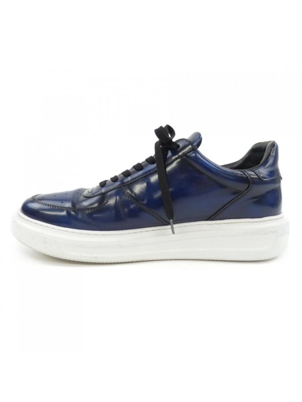 Louis Vuitton Beverly Hills Sneaker - Picture 2 of 6